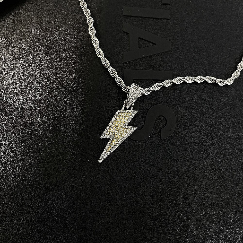 MINIMALIST | Lightning Pendant Chain